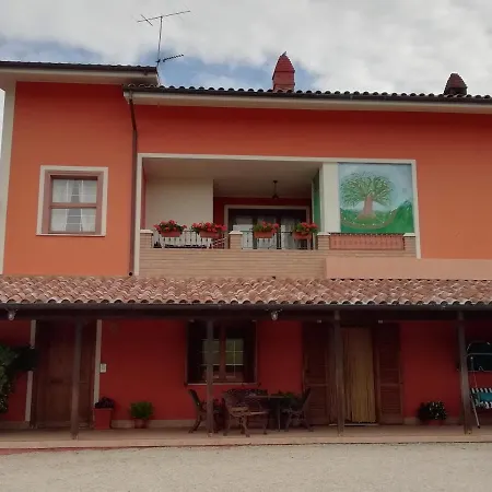 Bed and Breakfast Gli Amici Del Tubarello 3*