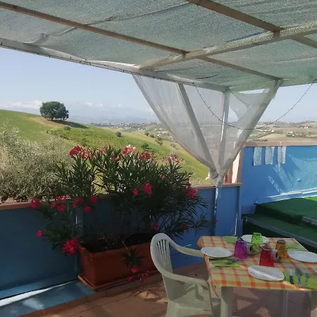 Gli Amici Del Tubarello ベッド・アンド・ブレックファスト ロゼート・デッリ・アブルッツィ