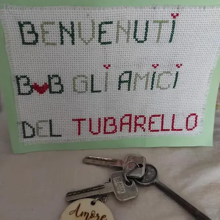 ベッド・アンド・ブレックファスト Gli Amici Del Tubarello