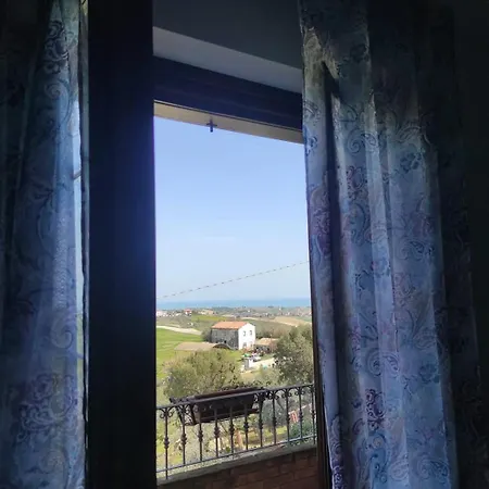 Gli Amici Del Tubarello Bed and Breakfast