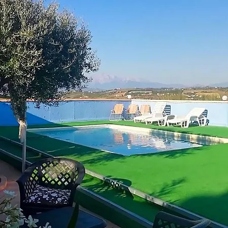 Gli Amici Del Tubarello Bed & Breakfast 3*